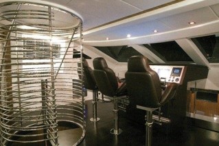 Motor yacht Ginevra -  Wheelhouse